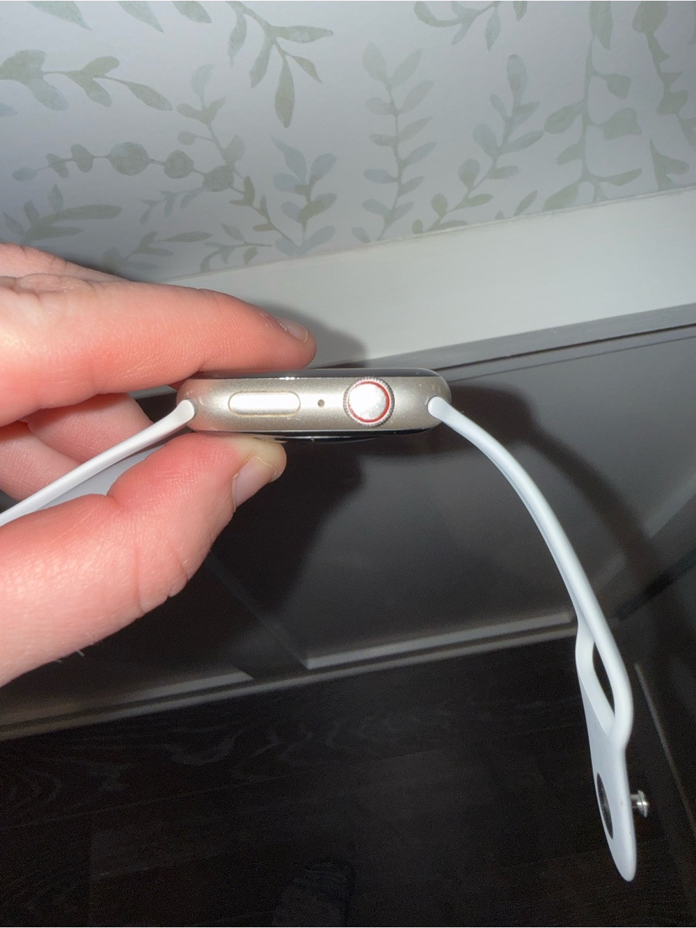 Apple Watch Series 8 Cellular - Picture 6 of 8
